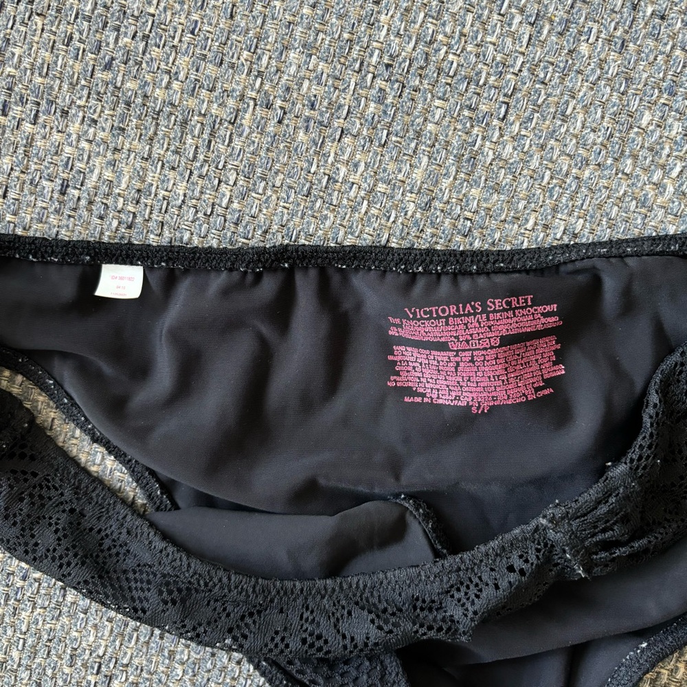 🖤 Victoria’s Secret Knockout Bikini Bottom 🔥 Size Small - Picture 3 of 3